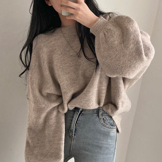 OOTD: Dark Academia Oversized Sweater + Vintage Blue 90s Boyfriend Jeans