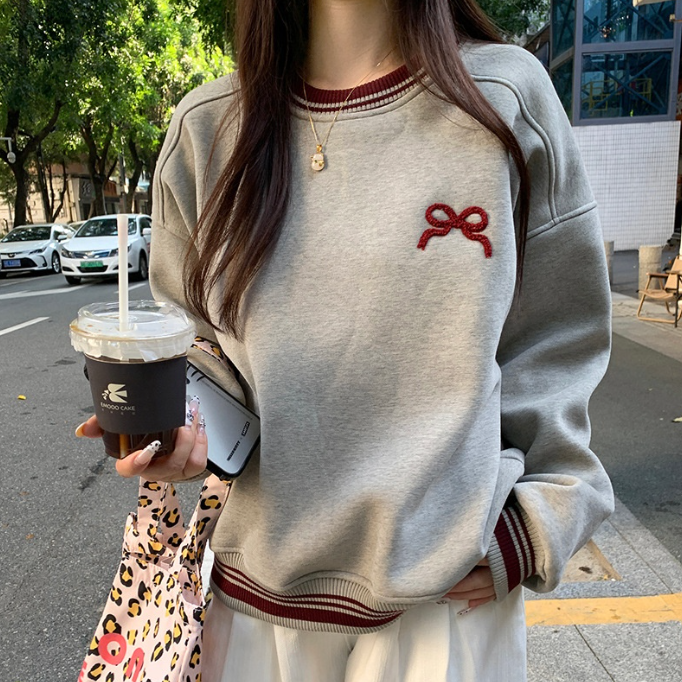 Embroidered Bow Round Neck Pullover Sweatshirt