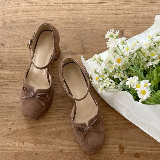 Ruffled Collar Blouse + Lace Patchwork Skirt + High Heel Shoes - fairypeony