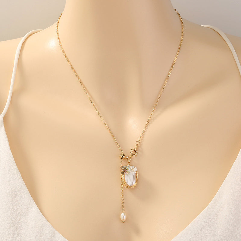 Lunar Pearl Pendant Necklace - fairypeony