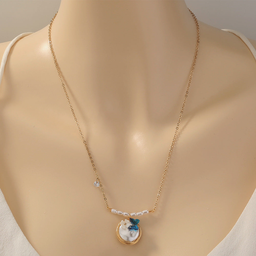 Lunar Pearl Pendant Necklace - fairypeony