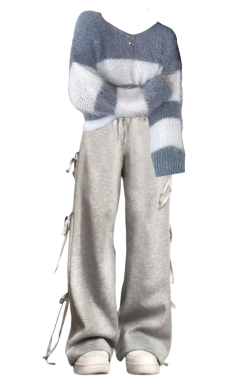 OOTD: Fuzzy Oversized Sweater + Bow Tie Sweatpants