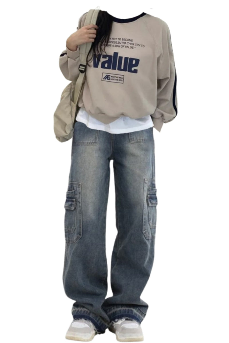 OOTD: Round Neck Sweatshirt + High Waist Cargo Jeans