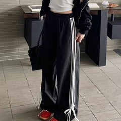 OOTD: Oversized T-shirt + Wide Leg Sweatpants + Leather Shoulder Bag - fairypeony