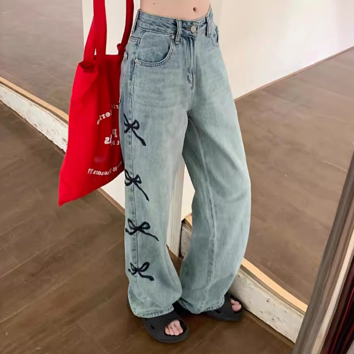 Side Embroidered Bow Boyfriend Jeans