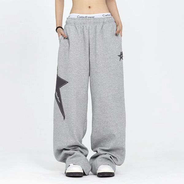 Star Patch Baggy Gray Sweatpants - fairypeony