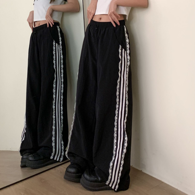 Vintage Side Patchwork Lace Baggy Sweatpant