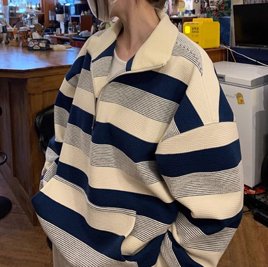 OOTD: Oversized Sweatshirt + Boyfriend Jeans + Shoulder Bag + Patchwork Sneakers