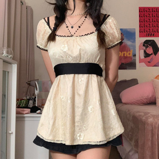 Vintage Lace Trim Round Neck Puff Sleeve Tee