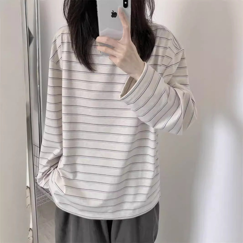 Vintage Round Neck Striped Long Sleeve Tee