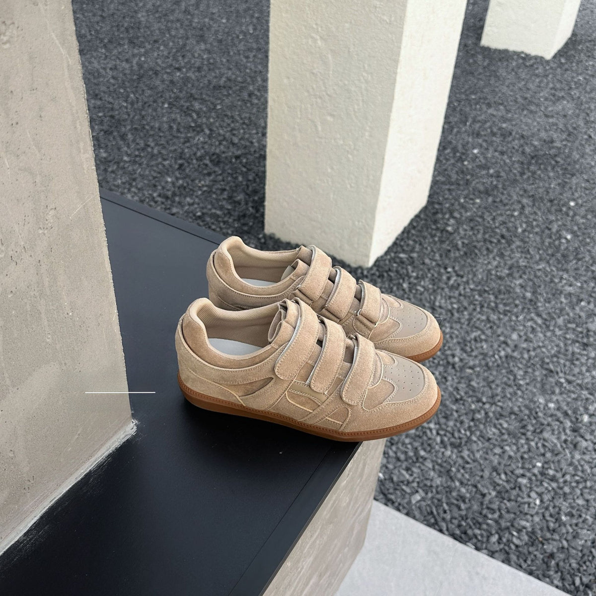 Genuine Leather Retro Velcro Training Shoes – Triple Strap Suede Trainers