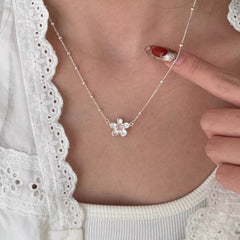 Starfish pearl necklace