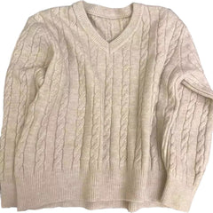 V-neck relaxed and elegant soft twisted knitted sweater
