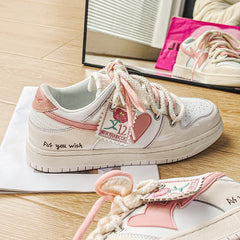 Vintage Heart Patch Pu Leather Paneled Sneakers - fairypeony