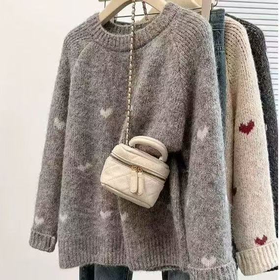 Aesthetic Heart Design Round Neck Sweater - fairypeony