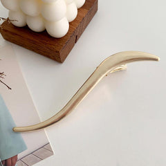 Geometrically Irregular Metal Hairpin