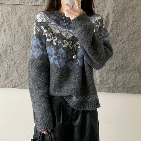 Aesthetic Design Jacquard Round Neck Sweater