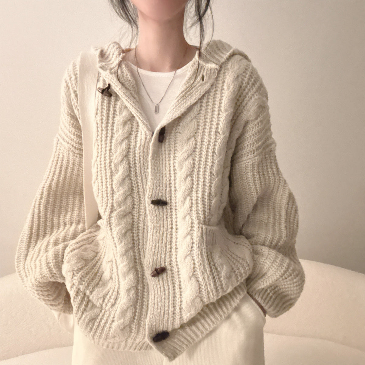 Over Fit Hooded Cable Knit Cardigan – Thick Chunky Button-Front Sweater Coat with Pockets in Cream & Gray (One Size)