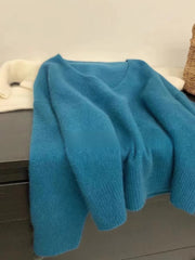 Women?s knitted pullover sweater