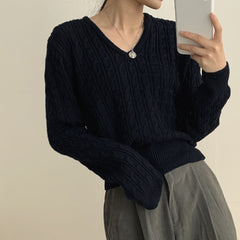 Vintage Cable Knit V-Neck sweater