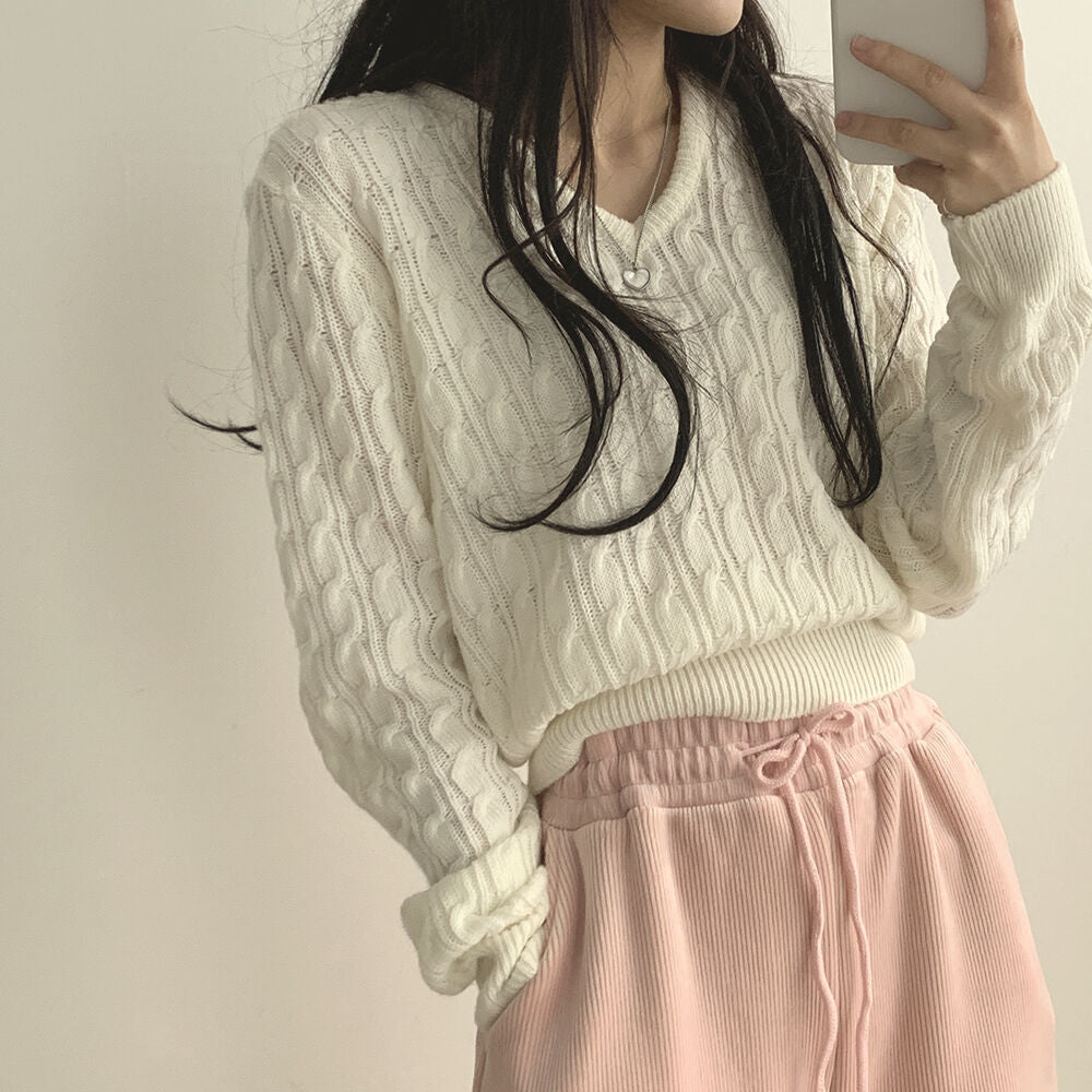 Vintage Cable Knit V-Neck sweater