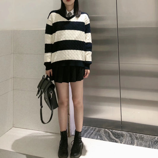 80's Downtown Girl Striped Sweater - fairypeony