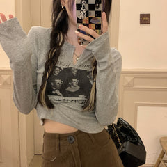 Figure Graphic Long Sleeve Crop Top - fairypeony