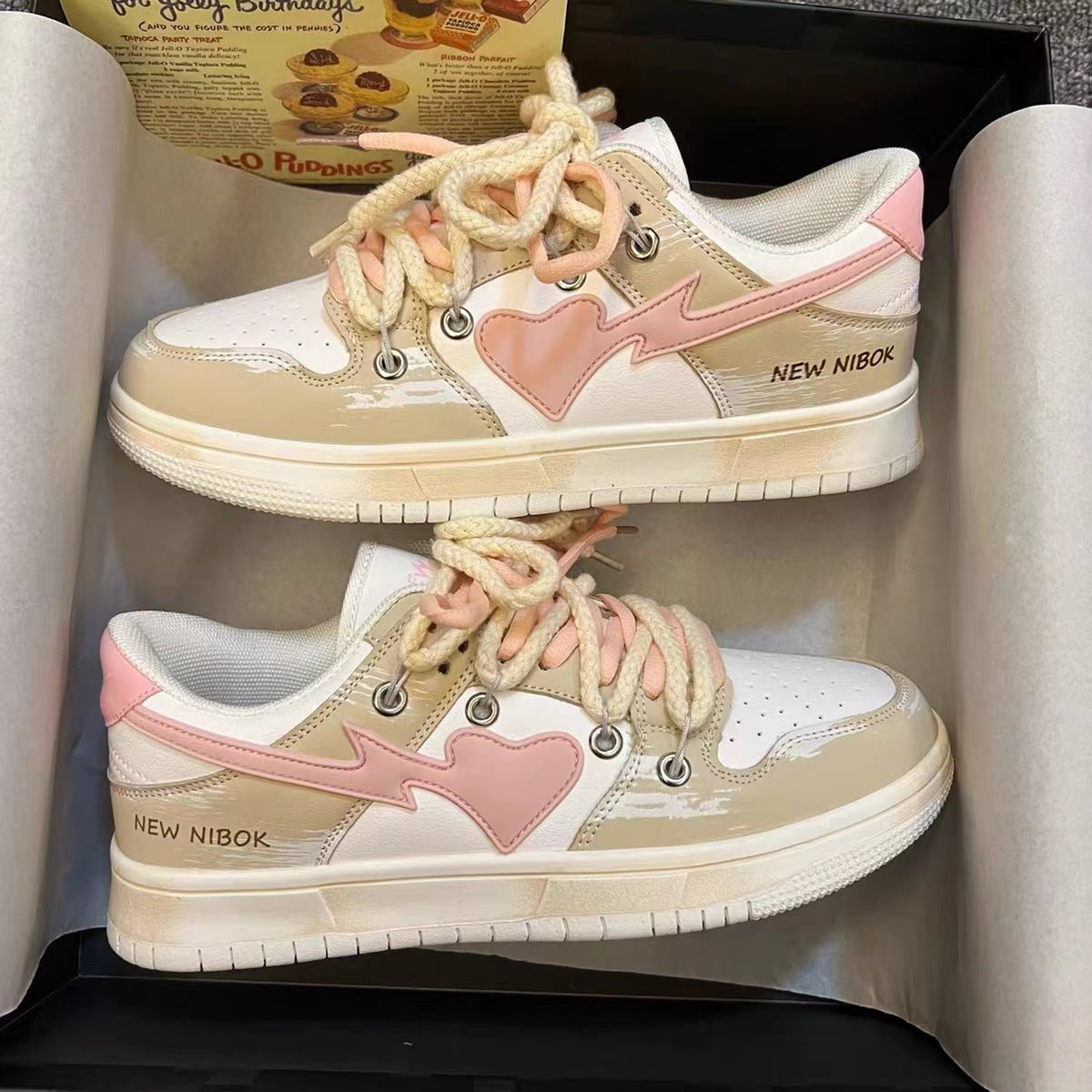 Shooting Heart Aesthetic Sneakers - fairypeony