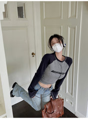 Logo Graphic Long Sleeve Crop Top - fairypeony