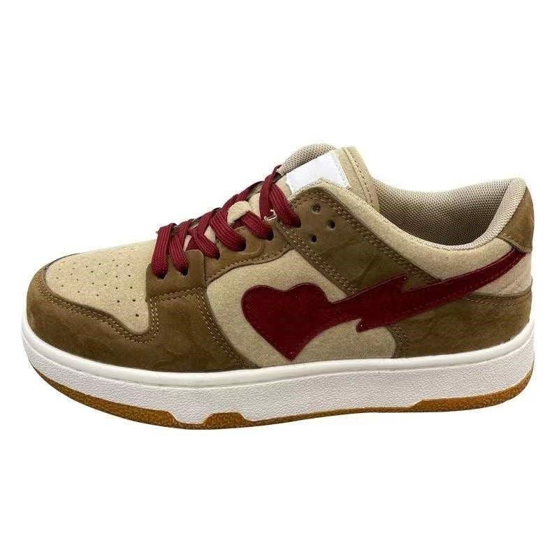 Embroidered Heart Patch Sneakers - fairypeony