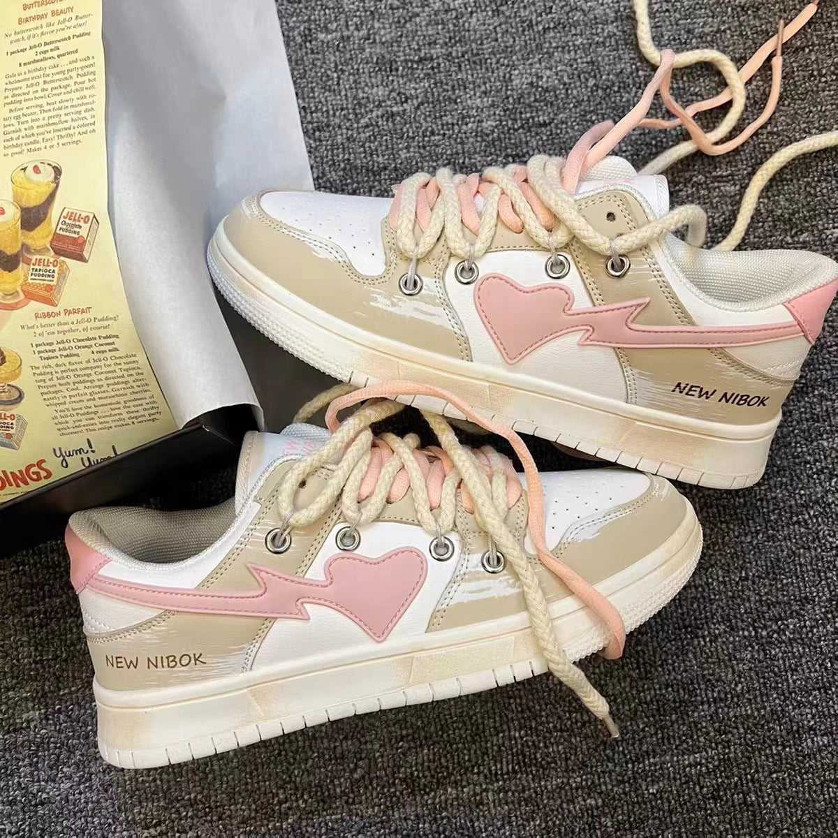 Shooting Heart Aesthetic Sneakers - fairypeony