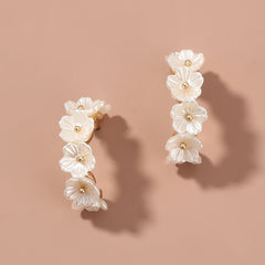 Resin White Flower Type C Stud Fashion, , women clothing, resin-white-flower-type-c-stud-fashion, , fairypeony